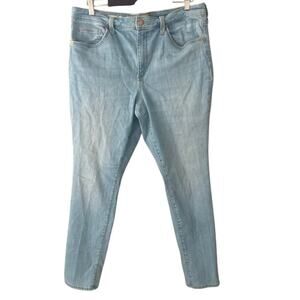 Universal Thread High Rise Skinny Jeans - Light Wash Denim - 16 / 33R